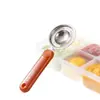 ¡Guau, este separador de claras de huevo de acero inoxidable 304 cuenta con un mango antibacteriano de iones de plata, lo que lo hace perfecto para hornear, preparar alimentos y colgar para escurrir.