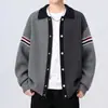 Comércio Exterior Roupas Masculinas Outono Inverno Novo Gola Lapela Bloco de Cores Falso Duas Peças Manga Longa Cardigan Suéter Jaqueta Masculina Tricô Quente