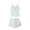 Aliexpress Europa y América Verano 2026 Nuevo Moda Mujer Estilo Francés Sexy Camisola de Encaje Shorts Puro Deseo Conjunto de Dos Piezas