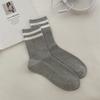 Meias simples listradas de meia-panturrilha para a primavera, femininas, brancas, de ponto duplo, modernas, para estudantes, meias pretas felpudas masculinas
