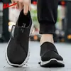 Zapatos de hombre para jalar, zapatos tradicionales de tela de Pekín, transpirables, suela suave, adecuados para pies anchos y pies grandes, zapatos para caminar para personas de mediana edad y mayores