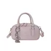 Bolsa de mão com design de nicho da moda para mulheres, bolsa de ombro acolchoada de cor sólida, bolsa Boston crossbody vintage requintada