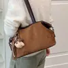 Bolso de axila para mujer, nueva colección de otoño 2026, bolso de hombro moderno y versátil, material de gamuza, elegante bolso cruzado