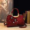 Bolsa de Mão de Couro Patente Europeia e Americana 2026 Nova para Mulheres de Meia-Idade, Bolsa Mãe da Moda para Senhoras, Bolsa Transversal de Ombro Único Personalizada