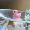 Novos Acessórios de Resina de Pato Cor Sólida Mini Fofos Ornamentos Pequenos Tridimensionais Pingente Joias DIY
