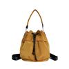 Bolsa de mujer con cordón fruncido para el hombro tipo bandolera de gran capacidad casual que combina con todo, ligera, portátil, de nailon, tipo cubo para mujer
