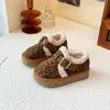 Zapatos de Felpa de Algodón con Estampado de Leopardo Elegantes y de Moda para Niñas 2025 Invierno Nuevas Botas de Nieve Peludas con Suela Gruesa para Niños