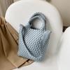 Bolso Sense de alta gama para mujer 2022 Nuevo Combinable Bolso de hombro / axila Nicho Tejido a mano Bolso tote para ir al trabajo