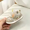 Sapatos infantis de malha dupla tamanho 17-21, tênis infantis, sapatos casuais de couro para meninos e meninas, sapatos infantis para caminhada