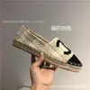 Versión de Alta Gama Zapatos de Pescador Hechos a Mano Estilo Doble C Chanel para Mujer Modelo Nuevo 2024 Zapatos sin Cordones de Lona y Piel de Vaca para Mujer
