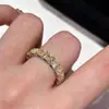 Anillo completo de plata de ley S925 estilo francés de lujo ligero con fila amarilla de diamantes, artefacto apilable, anillo de diamante de alto carbono brillante todo partido para socialité