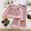 Conjunto de Roupa para Meninas Primavera Novo Estilo 2026 Camisa de Manga Longa Listrada com Gola Dobrável e Detalhe de Renda Calça Longa Conjunto Casual de Duas Peças Estilo Coreano