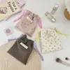 510141 Bolsa de Corduroy Floral con Cordón para Salir Cosméticos Lápiz Labial Bolsa de Almacenamiento de Mano