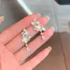 Pendientes de Plata 925 con Flor y Borla para Mujer, Pendientes de Diseño de Nicho de Lujo Accesible, Dulces Elegantes, Pendientes de Gama Alta al por Mayor