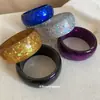 Pulsera Nueva Personalizada de Resina Colorida con Lentejuelas Degradadas para Mujer, Joyería de Moda Única Exagerada de Gama Alta, Pulsera Elegante de Lujo Ligero