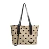 Bolso Grande de Moda para Mujer 2026 Estilo Coreano Moda Versátil Bolso de Hombro Único Alta Apariencia Personalidad Bolso Tote de Lunares