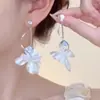 Pendientes de Borlas de Flor Blanca para Mujer, Pendientes de Lujo Ligero de Nicho de Gama Alta, Pendientes para Vacaciones en la Costa