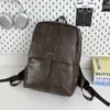 Mochila para Hombre Nueva, Moderna y a la Moda 2025 Nueva Mochila Casual de Viaje Estilo Retro Europeo y Americano Bolsa para Hombre de Comercio Exterior