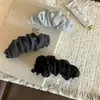 Pinza de Plátano Elegante de Verano con Lunares Plisados y Nube Modelo Nuevo 2026 Pasador para la Parte Trasera de la Cabeza Accesorio Versátil para el Cabello