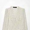 Moda feminina transfronteiriça 2026 Estilo europeu e americano Gola V estampa de bolinhas top shirt justo com babados para mulheres E490789