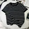 Primavera e Verão Estilo Coreano Camiseta Masculina Manga Curta Gola Redonda Camiseta Slim Roupas Listradas Masculinas Camisa Base Masculina Top