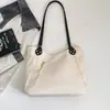 Comercio Exterior Retro Bolsas de Mano de Nicho Europeas y Americanas para Mujer Otoño 2026 Gran Capacidad Estilo Páramo Versátil Bolso de Hombro Único