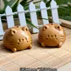 Talla de Madera de Durazno Natural Gatito Lindo Cubierta de Sombrero Accesorios DIY, Artículos Decorativos, Colgantes para Cadena de Teléfono, Dijes para Bolsos, Adornos