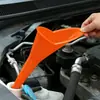 Funil de Reabastecimento Mãos Livres para Adicionar Gasolina, Óleo de Motor, Aditivos de Combustível, Funil de Óleo de Bico Estendido de Plástico para Carros e Motocicletas
