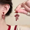 Brincos vintage vinho vermelho Love Bow femininos estilo Hong Kong nicho brincos de orelha de alta qualidade para viajantes diários brincos que combinam com tudo