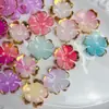 Base de Flor de Cinco Pétalos con Forma de Corazón Estampado Dorado Acrílico Ramo DIY Pasador Adorno para el Cabello Joyería Estilo Antiguo Materiales