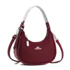 Bolsas de Comércio Exterior de Taizhou Bolsas Femininas 2026 Novo Estilo Coreano Tendência Bolsa de Ombro para Senhoras Versátil e Fashionável Bolsa de Ombro Cruzado