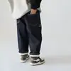 Pantalones Casuales Gruesos Bordados Elegantes de Invierno 2025 para Niños, Niños Grandes Jeans Rectos Integrados de Polar Modernos