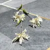 Flor artificial lirio pequeño decoración hecha a mano flor llama de boda salón de bodas hotel atuendo suave