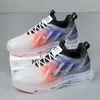 Zapatos de hombre de coco malla transpirable casual deportivos para correr suela gruesa amortiguación de aire elevada zapatos de moda para papá fabricantes al por mayor