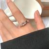 Anillo sencillo de plata 925, anillo que no se decolora, diseño de nicho, sensación de estilo ins, joyería simple, anillo de plata esterlina de alta gama, venta al por mayor para mujeres