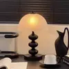 Luminária de Mesa Estilo Wabi-Sabi Vintage Retro Americano Quarto Estudo Mesa de Cabeceira Luminária Noturna Decorativa Francesa Forma de Abóbora Aconchegante