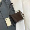 Simples Retro Texturizado Pequena Bolsa Feminina 2025 Nova Carta Bolsa Ombro Bolsa Axila Duas Peças Crossbody Bolsa Balde