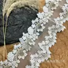 Camisa de Renda com Bordado em Tela de Seda Leiteira, Estilo Novo Primavera e Verão, com Mangas Bordadas e Renda de Textura Fluida