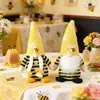Decorações de Festa do Novo Abelha Transfronteiriças Lã Cordeiro Tecido Tricotado Listrado Bonecos Sem Rosto Ornamentos Bonecos Casal Atacado