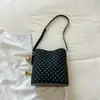 Bolsa Bucket Simples de Bolinhas Estilo Coreano 2026 Verão Nova Moda Cor Blocada Bolsa de Ombro Único Personalidade Ins Tendência Bolsa Transversal