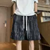 Verão 2025 Novo Design Tie-Dye Shorts Masculino High Street Bonito Calças de Praia Estampadas Largas Cinco Pontos Tendência