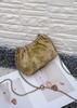 Bolsa Feminina de Couro Genuíno 2024 Verão Nova Chegada Ombro Crossbody Cloud Bag Casual Simples All-Match Estilo Nacional Cowhide Chain Bag