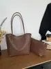 Bolso de Mano con Patrón Tejido para el Trabajo de Mujer 2026 Otoño/Invierno Nuevo Retro Casual Versátil de un Solo Hombro Bolso Tote Madre-Hijo