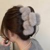 Horquilla de felpa grande para mujer, invierno 2024, nueva pinza de tiburón con volumen para el cabello, pinza de agarre Mao Mao para la parte posterior con sentido avanzado