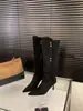 Botas de salto alto fino, bico fino, botins, botas longas, botas femininas, coleção outono/inverno 2025, camurça, botas de cano justo, botas de montaria de cano longo