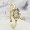 Nuevo Pulsera con Forma de Bañera Reloj para Mujer, Elegante Reloj de Pulsera Ovalado con Números Romanos para Mujer, Reloj de Cuarzo al por Mayor