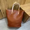 Bolsa de Couro Bovino de Primeira Camada Tanning Vegetal para Mulheres, Bolsa Simples para o Dia a Dia, Bolsa Saco de Grande Capacidade, Bolsa de Ombro Portátil Retro Estilo Nicho