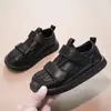 Zapatos Casuales de Cuero Versátiles para Niños 2026 Estilo Nuevo Primavera y Otoño Niños y Niñas Suela Blanda Zapatos Negros de Rendimiento para Niños Mayores Modernos