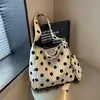 Bolso de hombro transfronterizo de moda con lunares para mujer, nuevo modelo 2026, bolso de hombro para estudiante de gran capacidad, bolso cruzado, bolso de mano