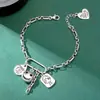 Pulseira Personalizada Ins Estilo Coreano e Japonês com Rosto Sorridente para Menina, Pulseira de Corrente com Franja Minimalista de Prata Tailandesa Vintage com Pingente de Letra